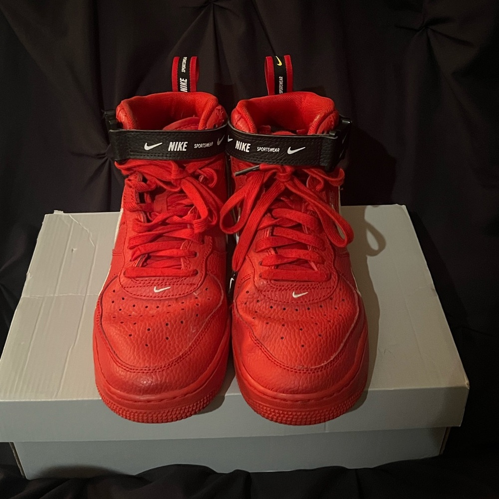 Nike Air Force 1 Mid Utility